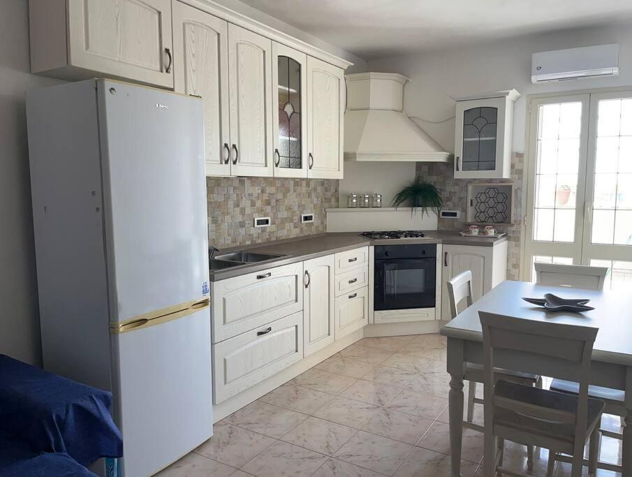 Il Posto Giusto Apartment La Maddalena  Exterior photo